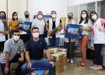 Secretaria de Educação adquire novos computadores para as escolas municipais