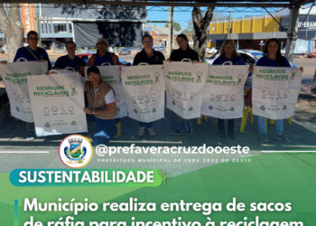 Entrega dos novos sacos de ráfia